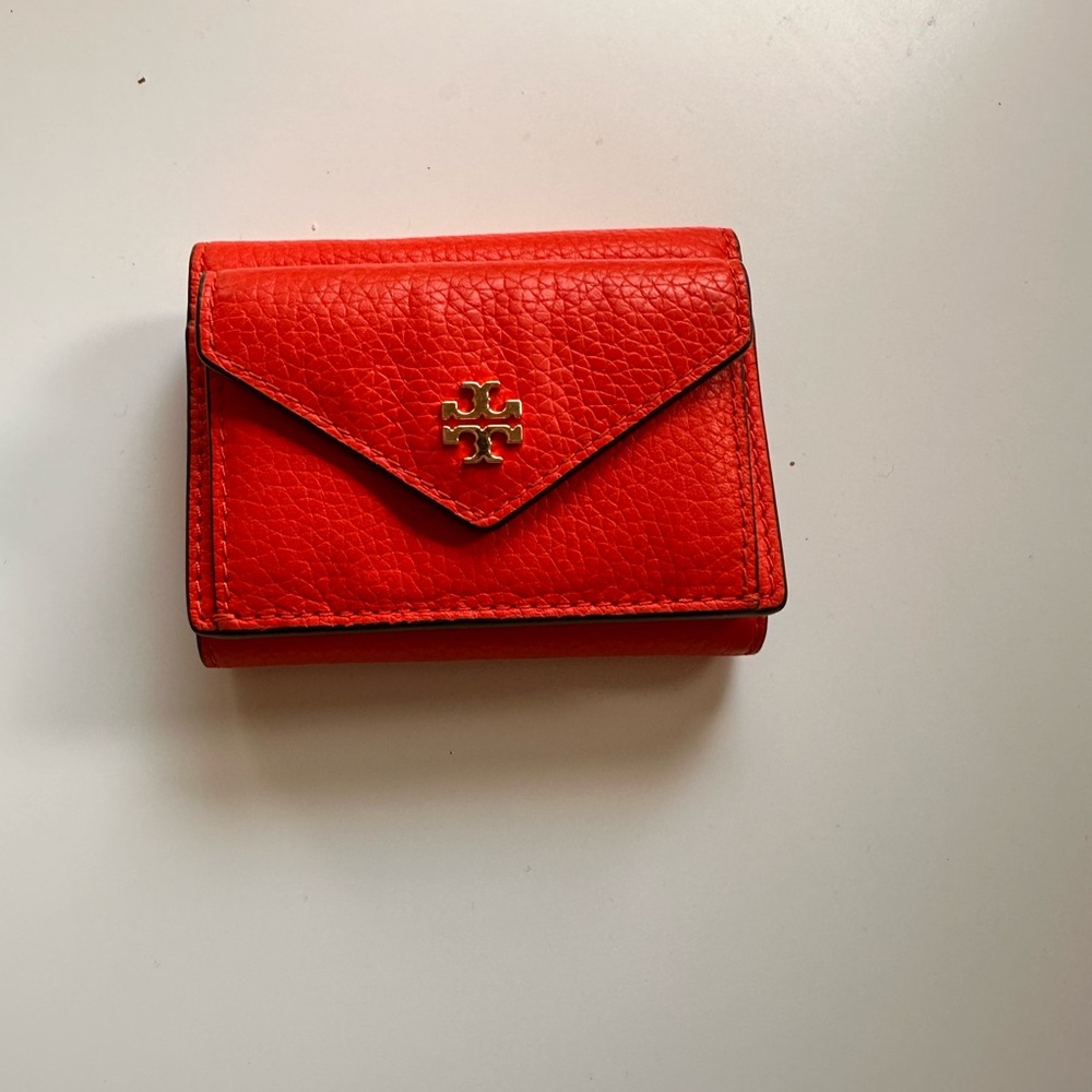 Tory Burch wallet orange